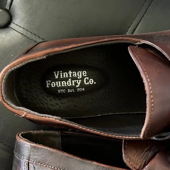 Man’s dress shoes - Picture 3 of 4